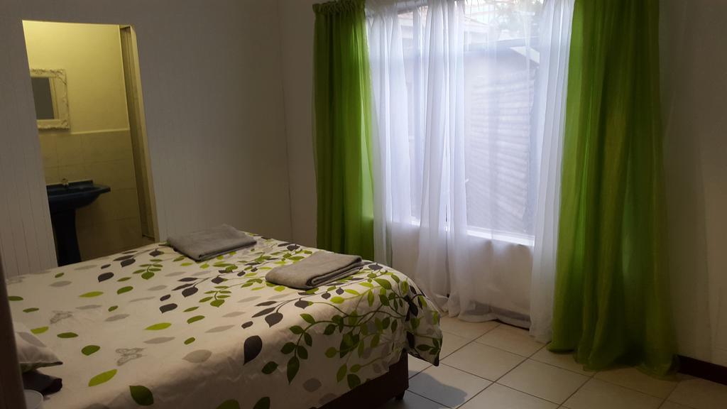 Kusha Two Hotel ซาบี ภายนอก รูปภาพ
