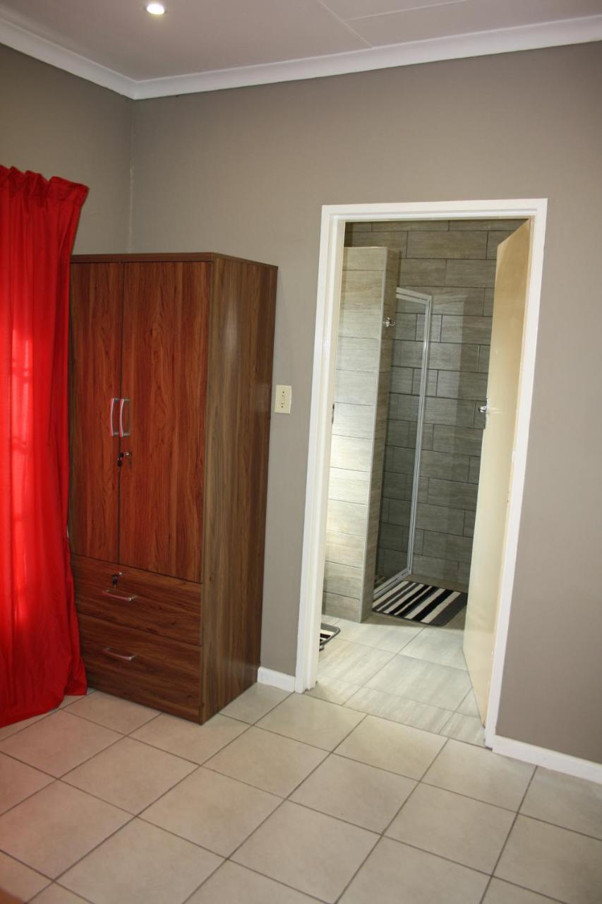 Kusha Two Hotel ซาบี ภายนอก รูปภาพ